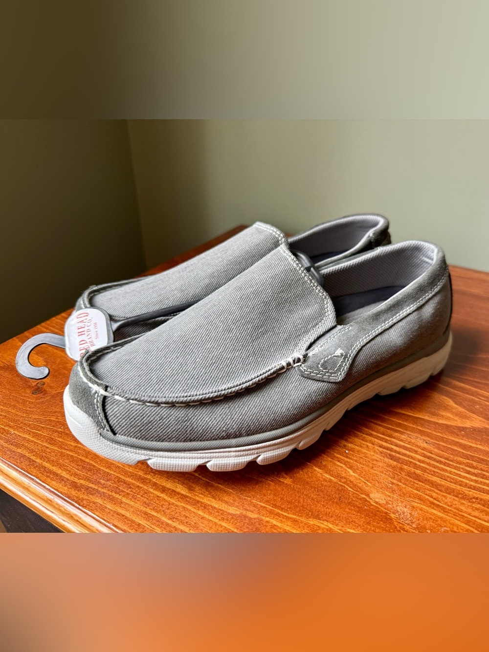 RedHead Men's Slip-On Canvas Loafers in Gray Size 9 New With Tags Shoes Casual